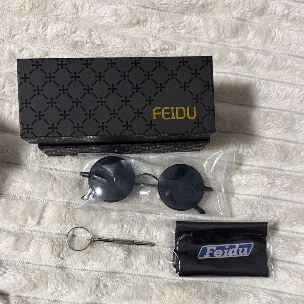 Feidu Black Round Sunglasses